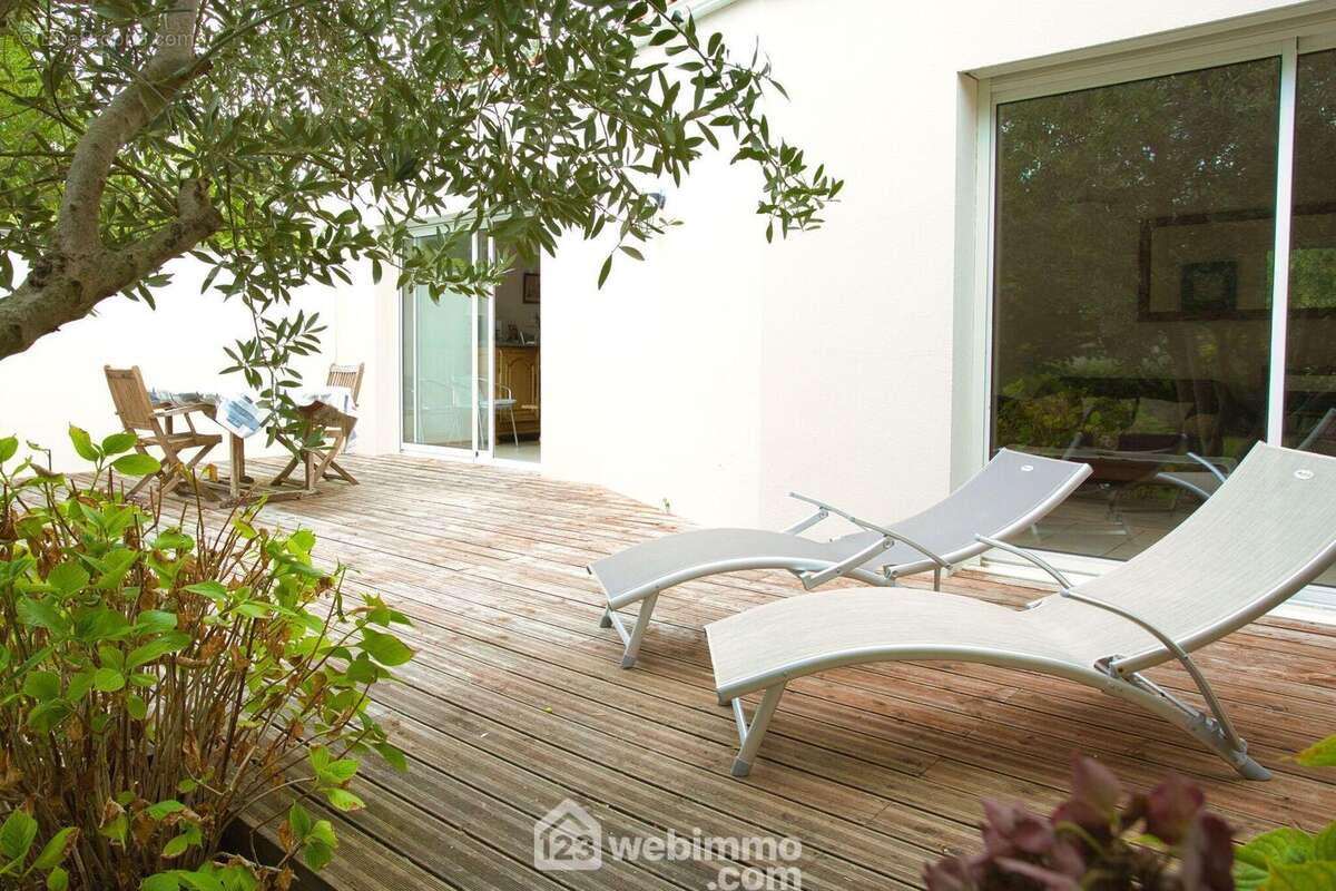 Maison à NIEUL-SUR-MER