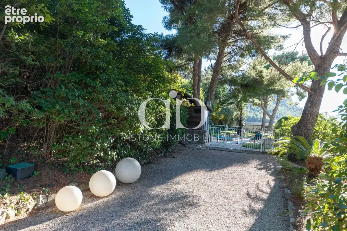 CASSIS - superbe propriété du début du 20ème siècle - photo 26