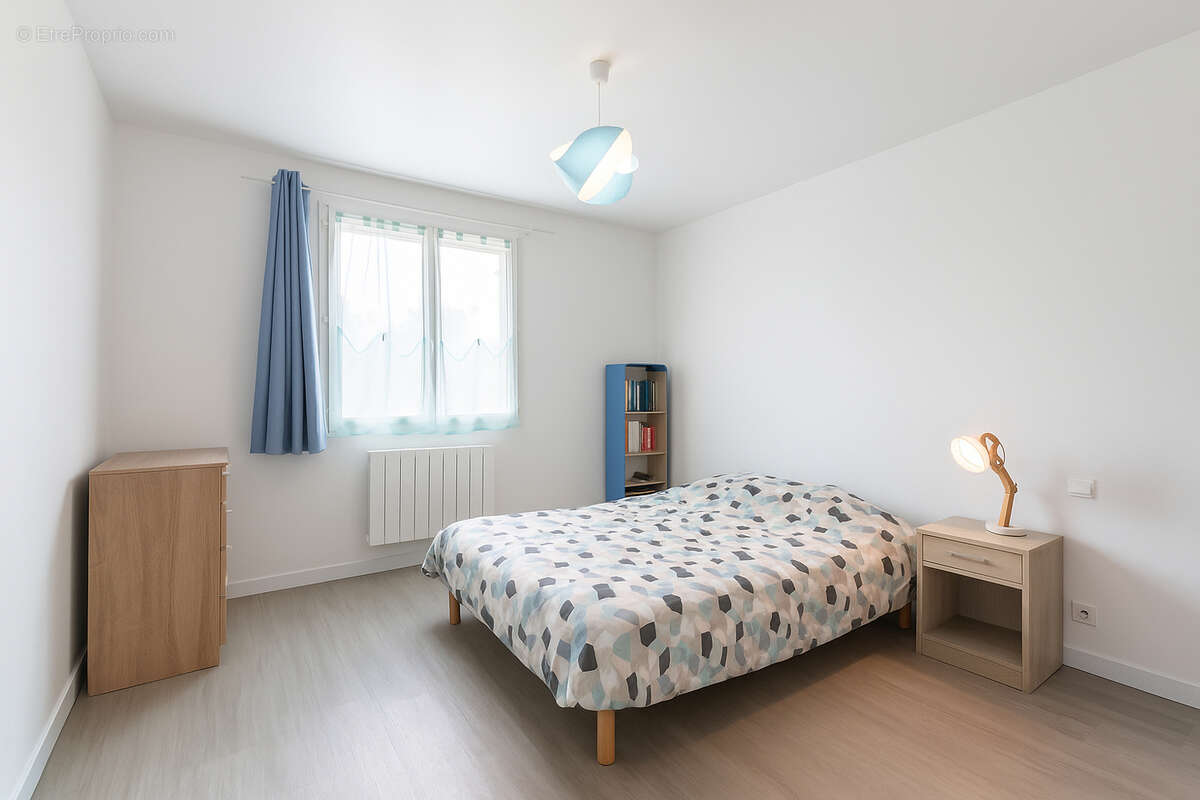 Maison à VILLENEUVE-DE-MARSAN