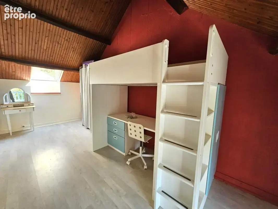 Jolie longère de 4 chambres et un garage, au calme - photo 11