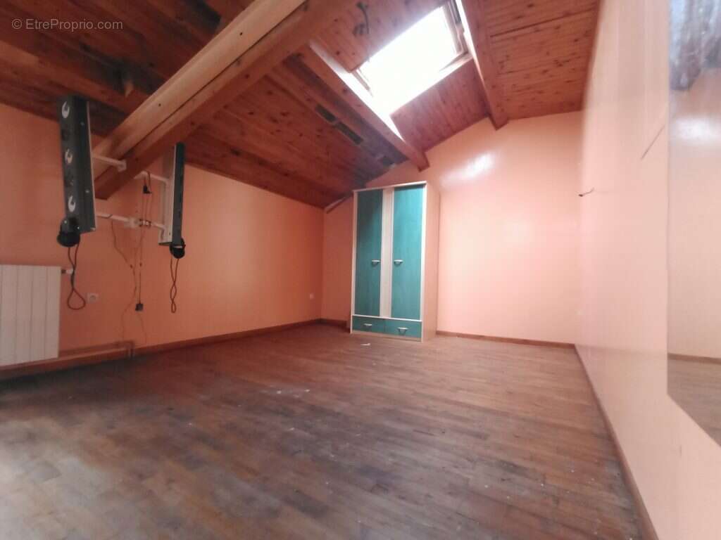 Maison à SAINT-PONS-DE-THOMIERES