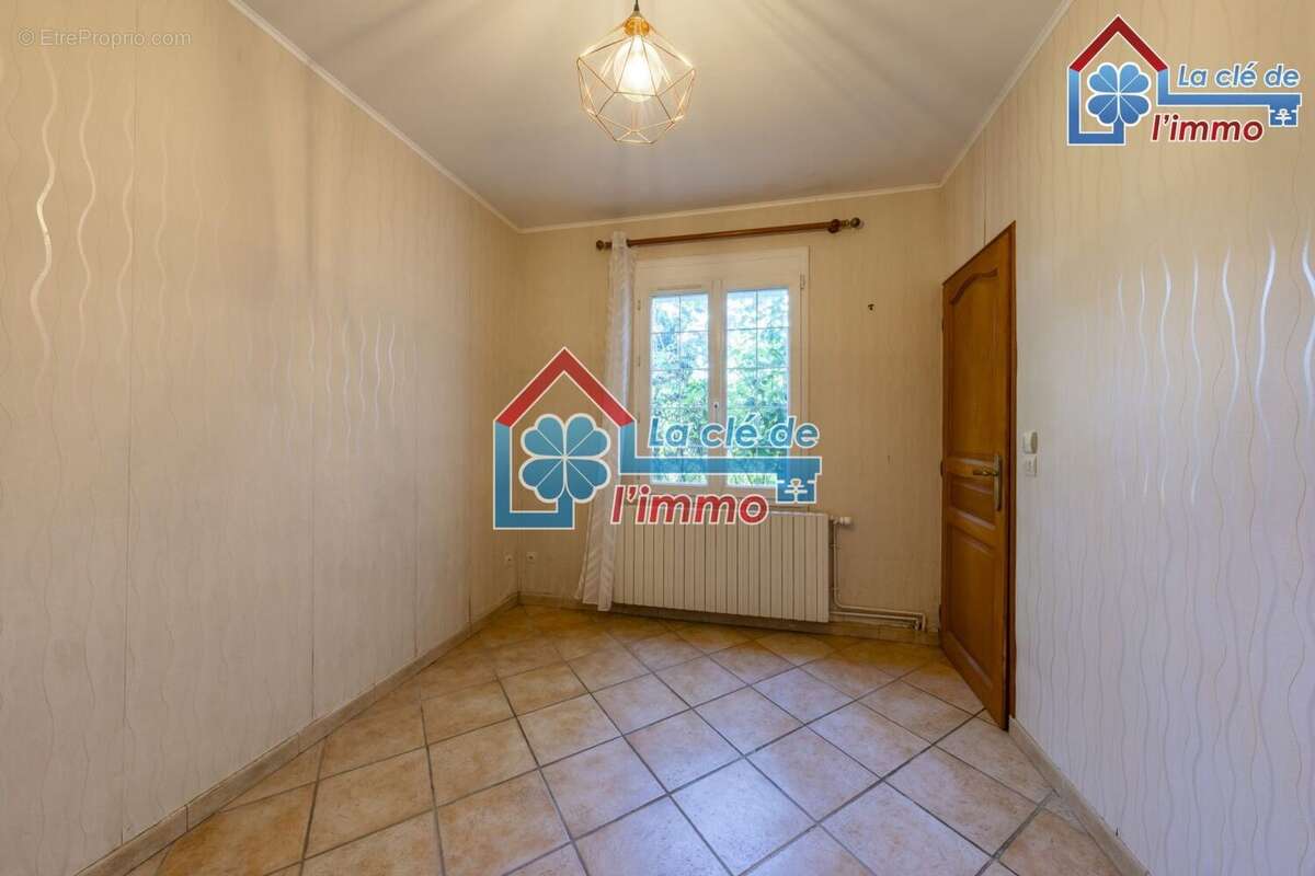 Maison individuelle + 4 chambres + beau terrain - photo 6