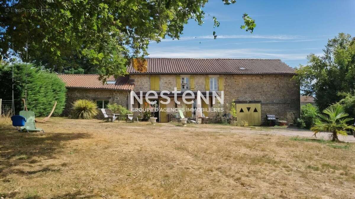 Maison à ABJAT-SUR-BANDIAT