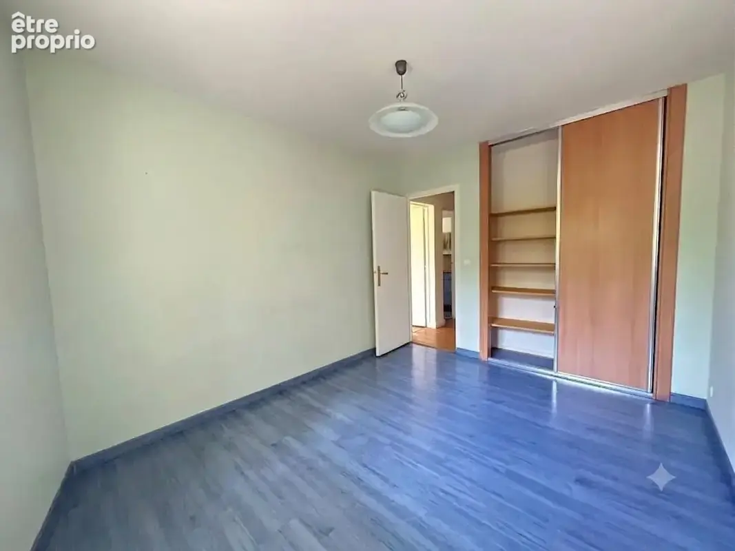 Côte Pavée Appartement T5 de 121,24m2 avec terrasse et stationnement aérien - photo 6