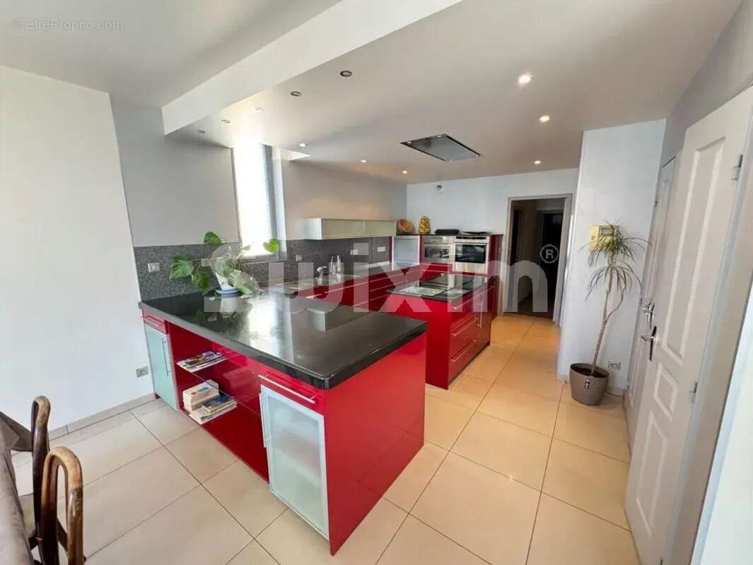 Appartement à AIX-LES-BAINS