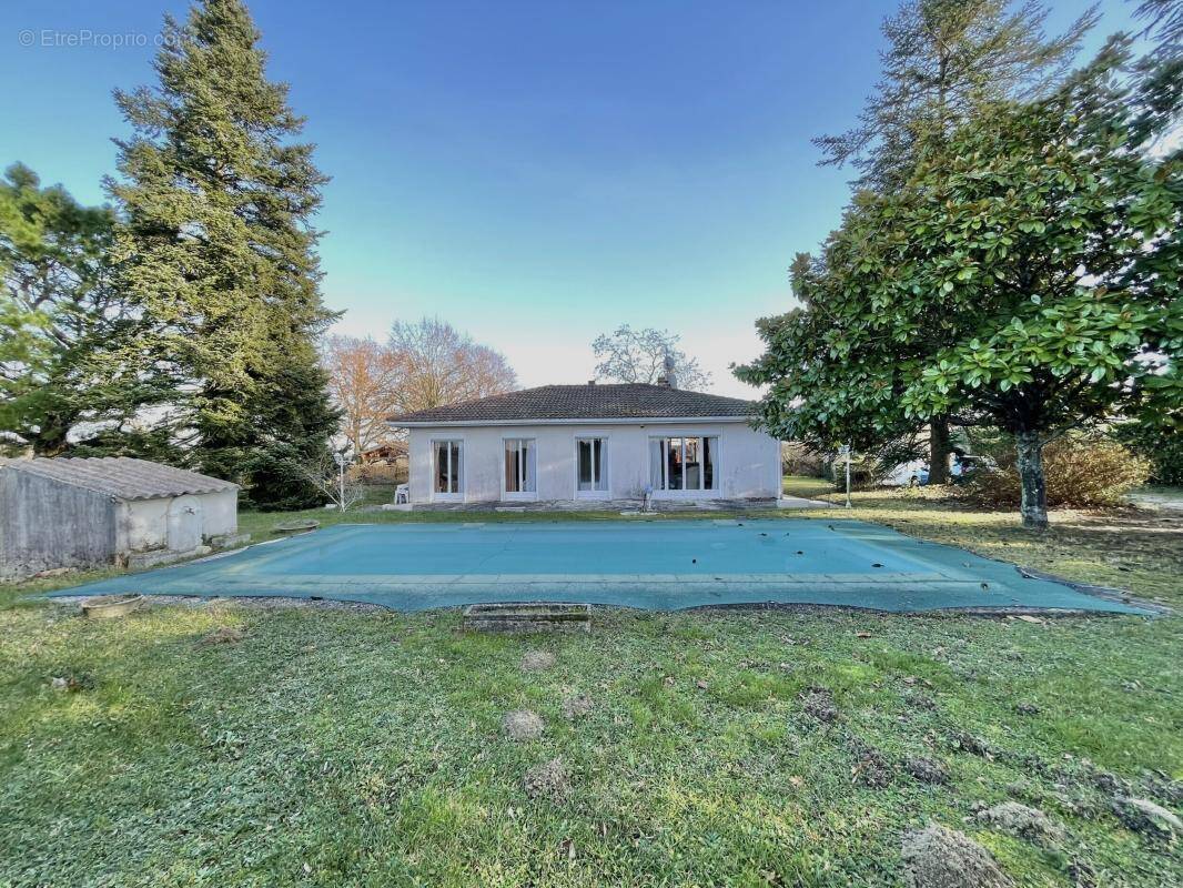 Maison à CASTELMAUROU