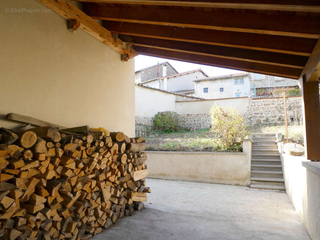 Maison à HAUTE-RIVOIRE