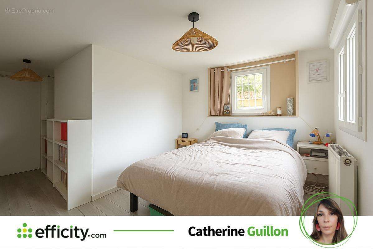 Maison à FONTAINE-LE-COMTE