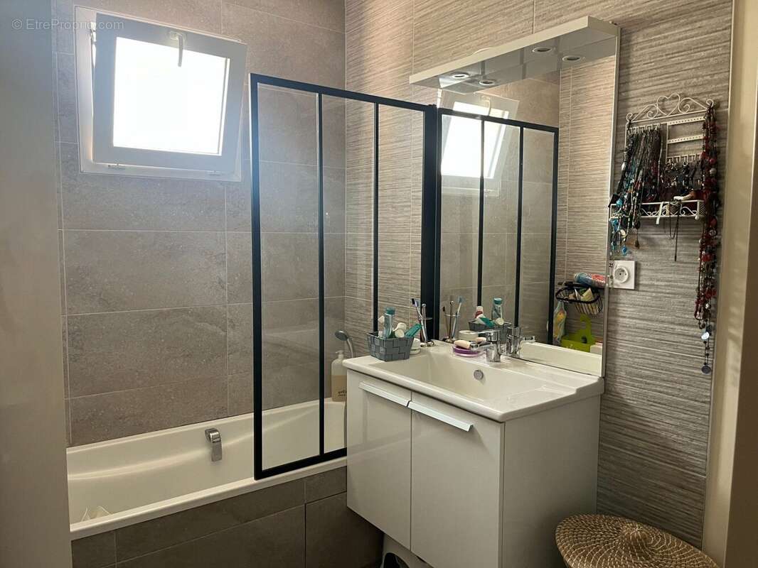 Maison à TOURNON-SUR-RHONE