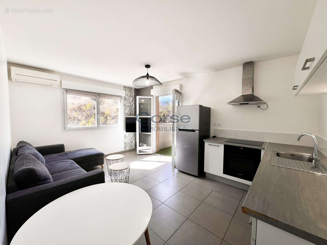 Appartement à SARROLA-CARCOPINO