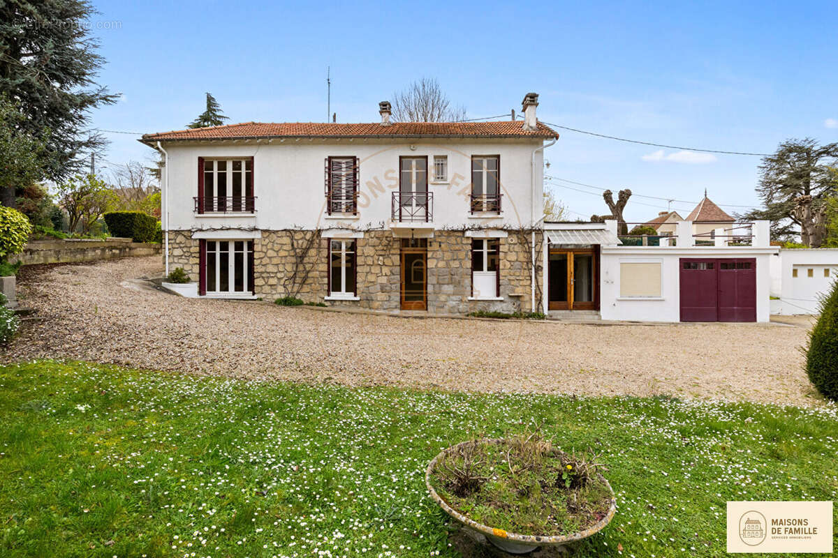 Maison à BOUGIVAL