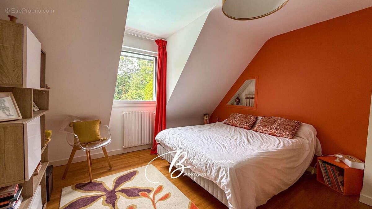 A vendre belle contemporaine avec piscine et terrain constructible à 900m d'une superbe plage, Finistère sud - photo 18