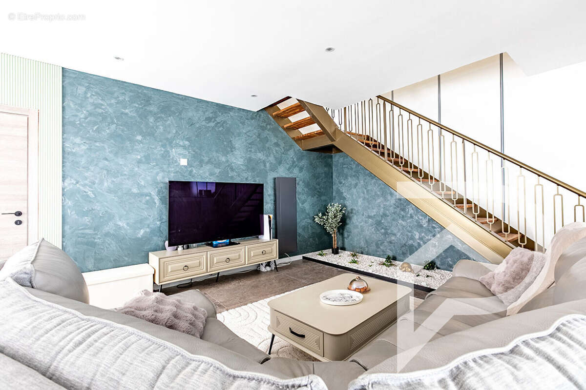 Maison à PONT-SAINTE-MAXENCE