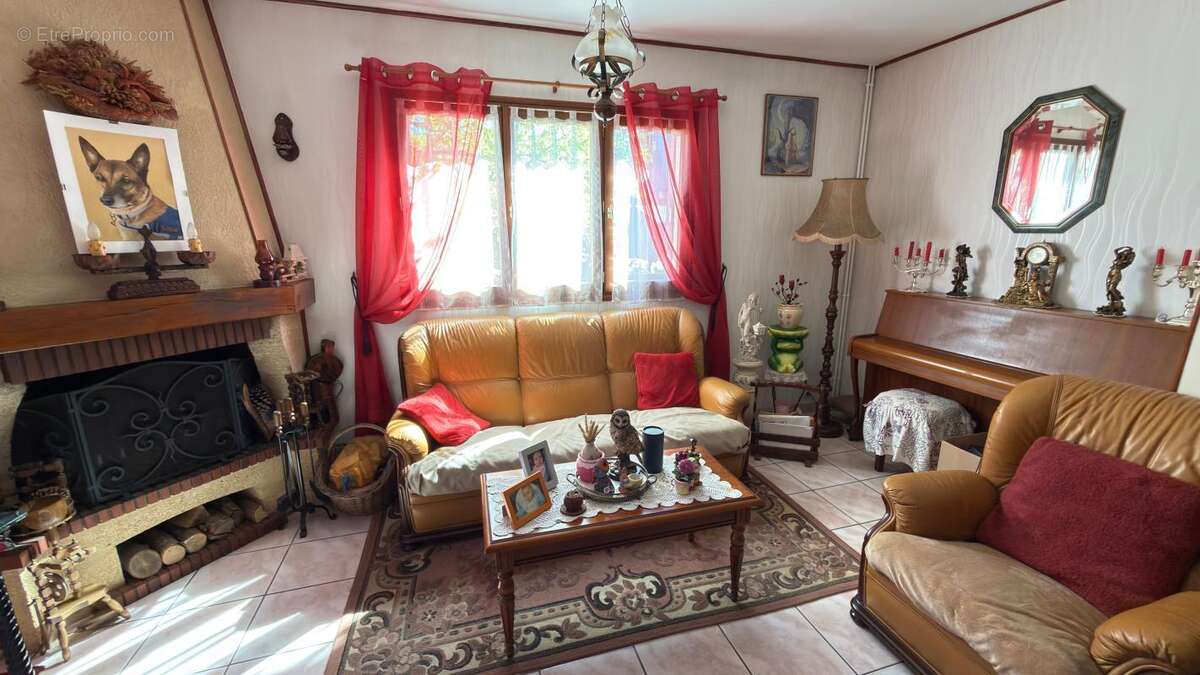 Maison à NEUILLY-SUR-MARNE