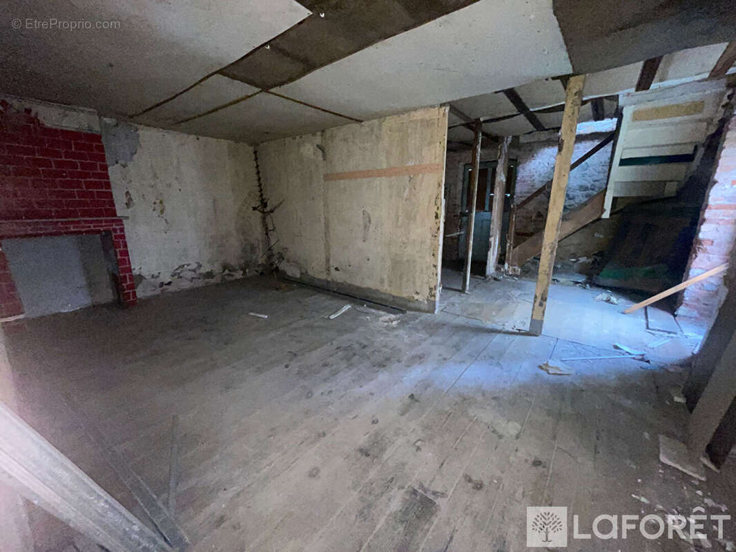 Maison à SAINTE-FLORINE