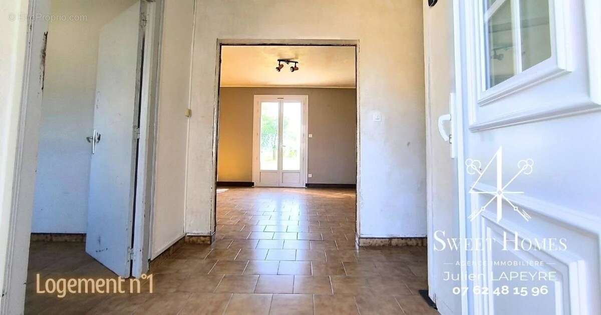 Maison à ROULLET-SAINT-ESTEPHE