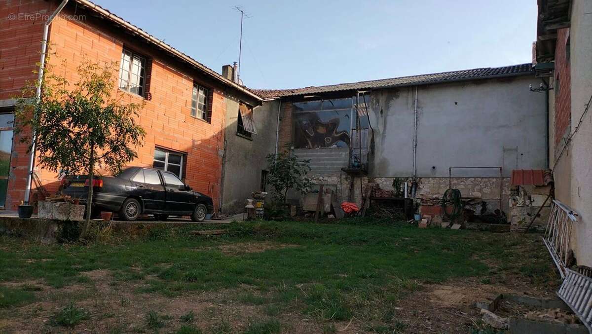 Maison à PUYCASQUIER