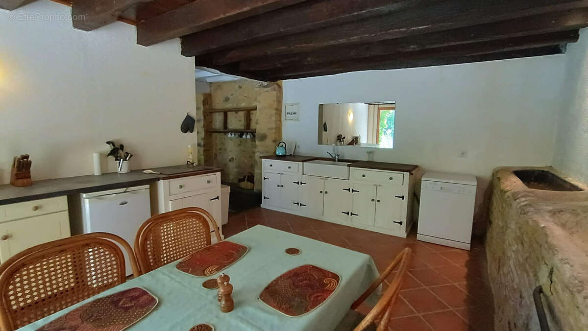 Ensemble immobilier avec ancien moulin - photo 17