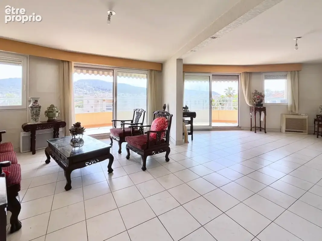 Photo 1 - Appartement à HYERES