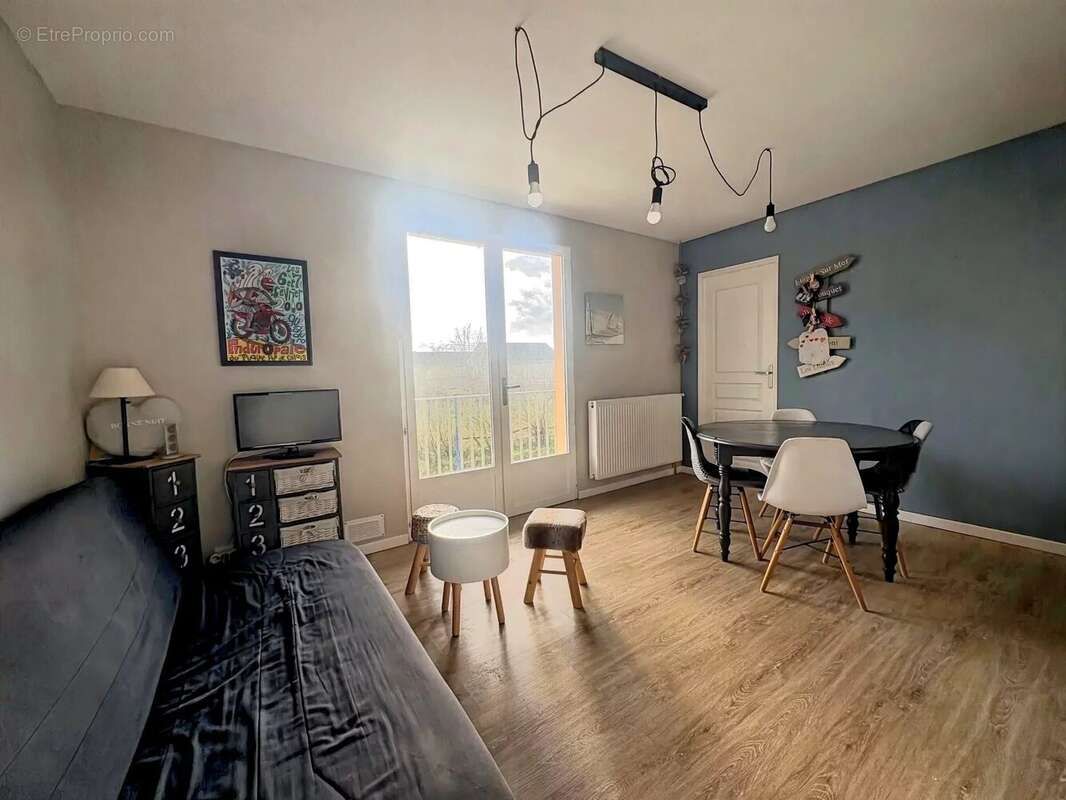 Appartement à CAMIERS