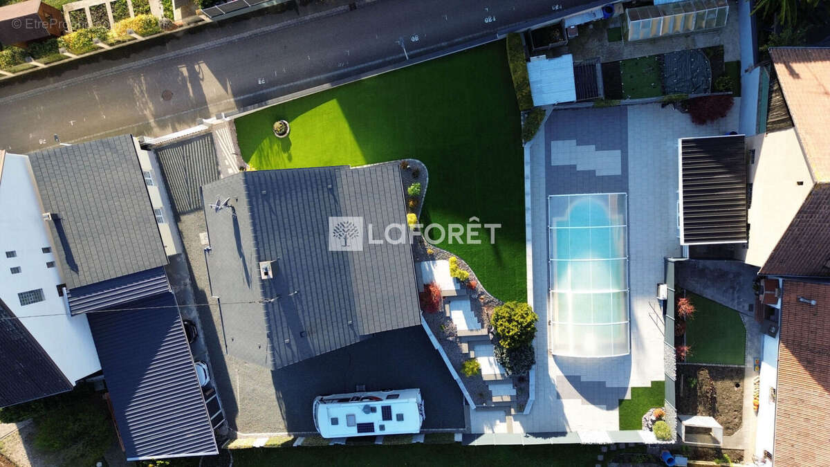 Maison à SERMERSHEIM