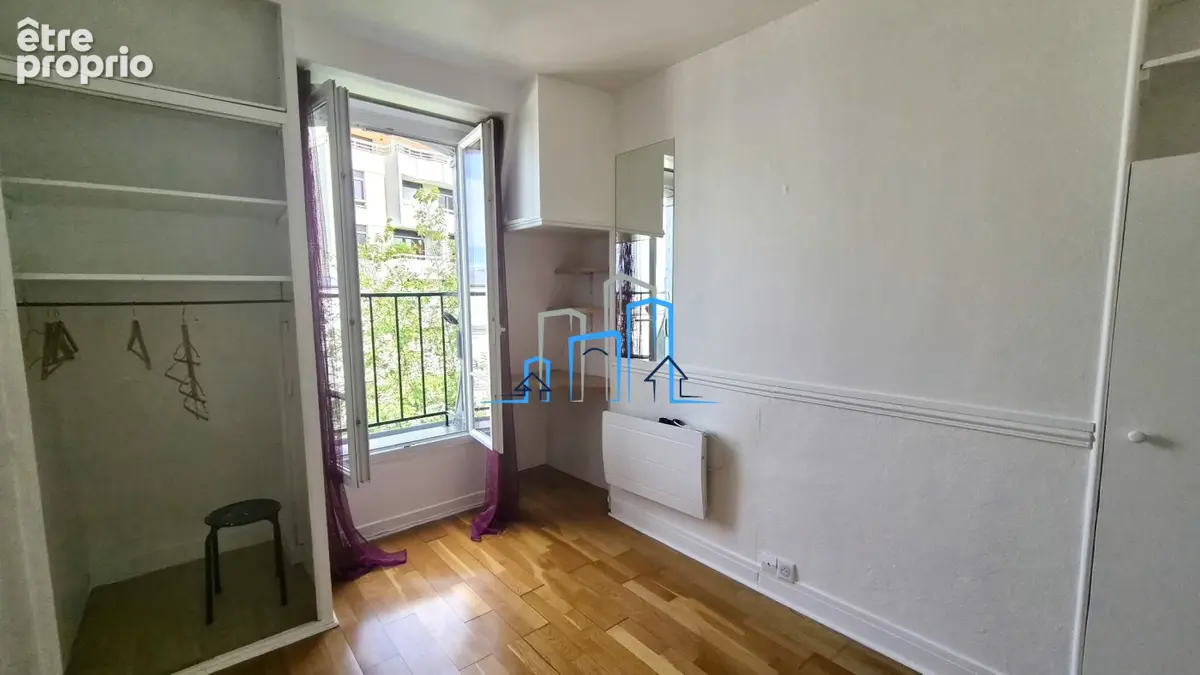 Appartement 1 pièce 14 m² à vendre à Paris-18e (75018) - photo 2
