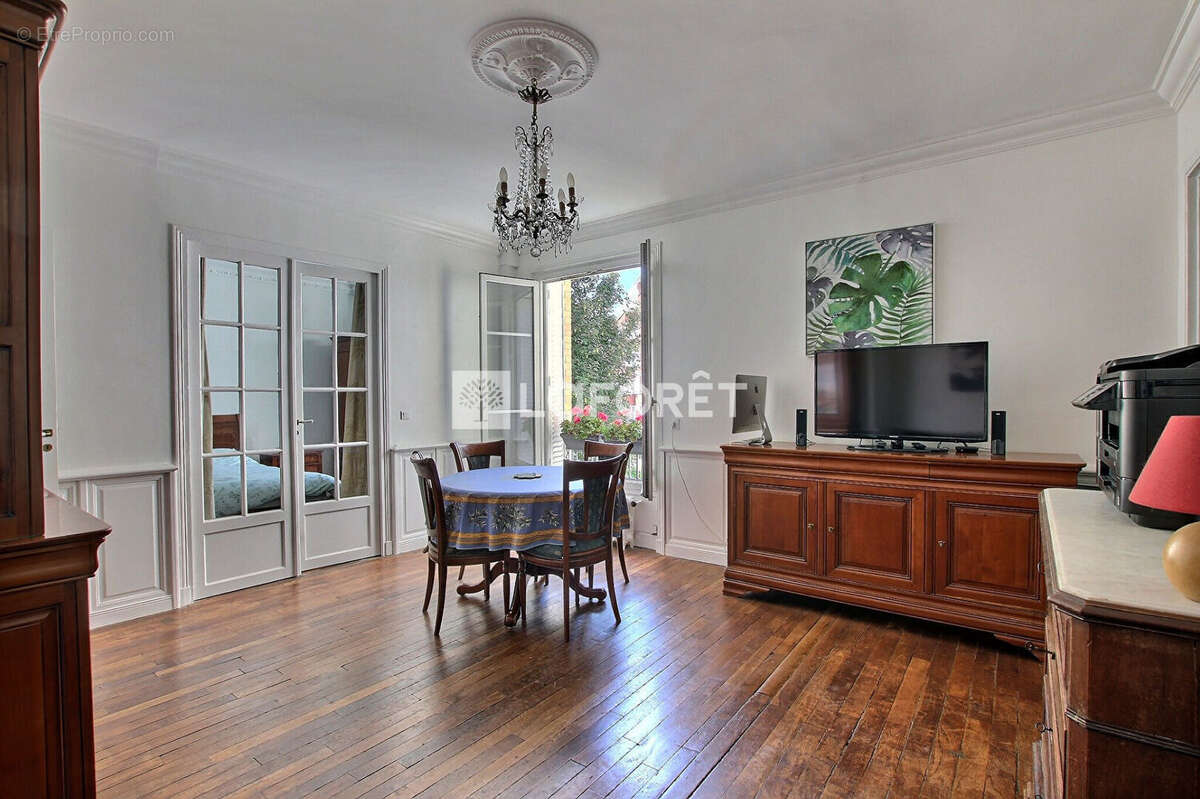 Appartement à ASNIERES-SUR-SEINE