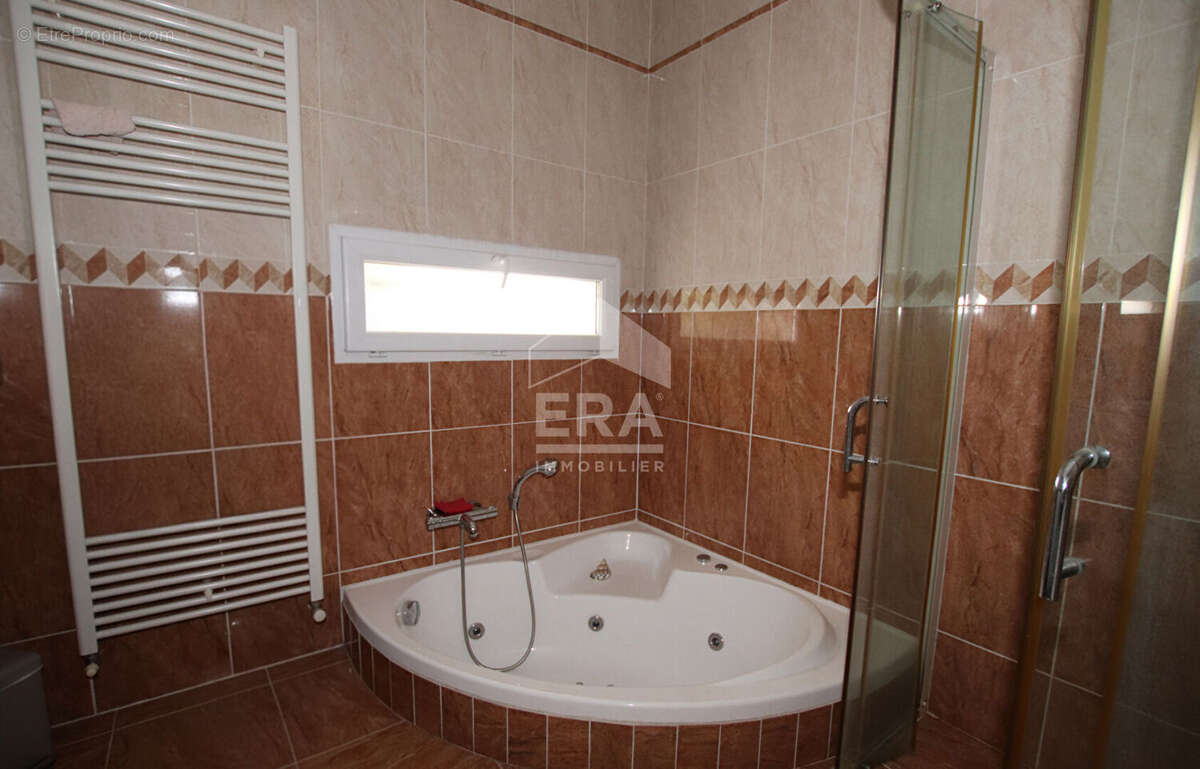 Maison à VILLIERS-SUR-MARNE