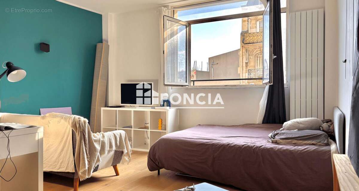 Appartement à PARIS-4E