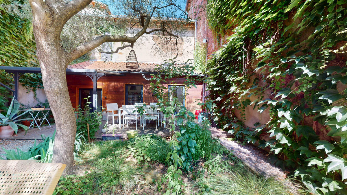 Maison à VERDUN-SUR-GARONNE