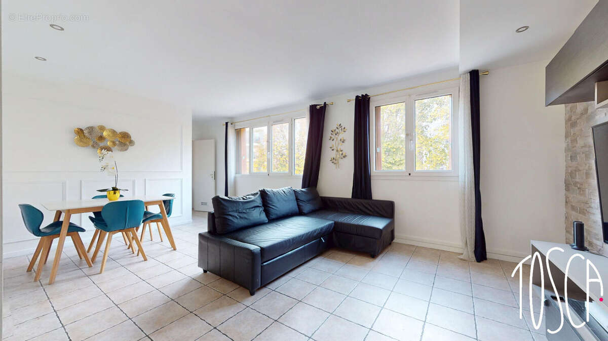 Appartement à THIAIS