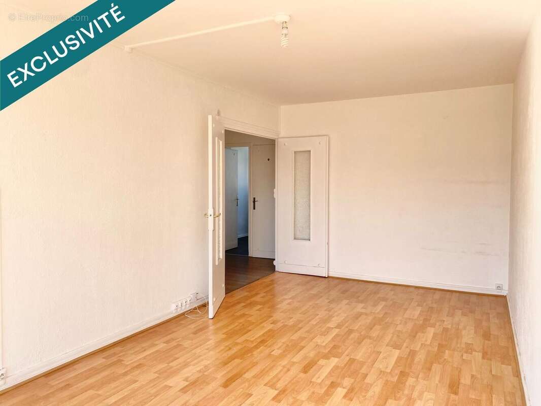 Photo 3 - Appartement à VENISSIEUX