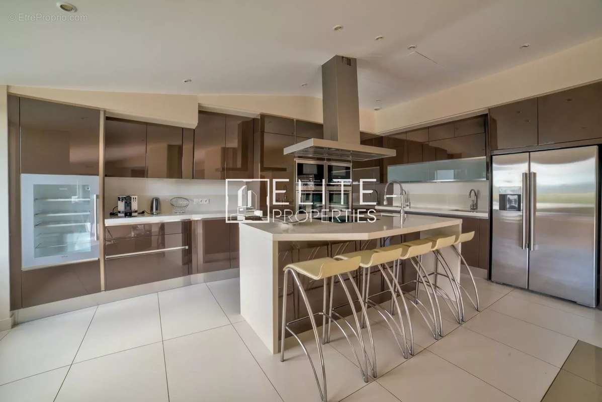 Maison à MOUANS-SARTOUX