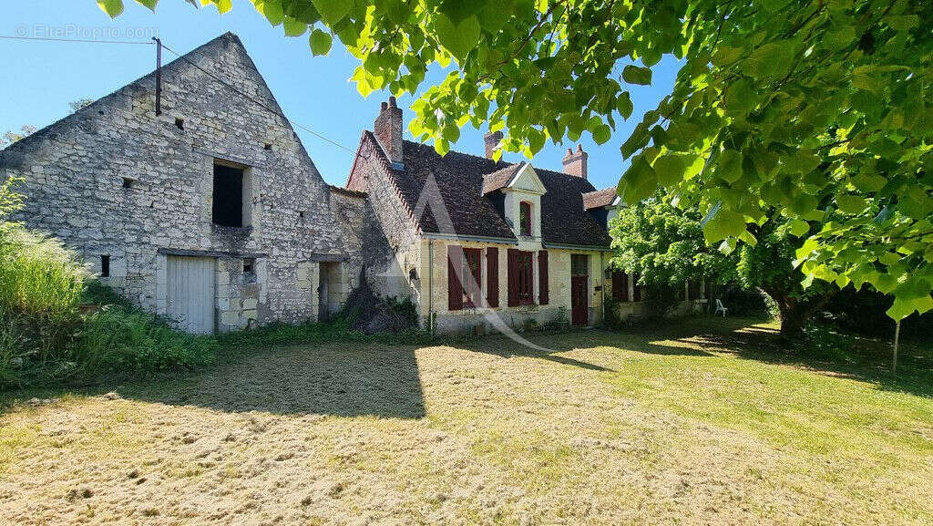 Maison à NOYERS-SUR-CHER