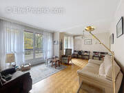 Appartement à SAINT-GENIS-LAVAL