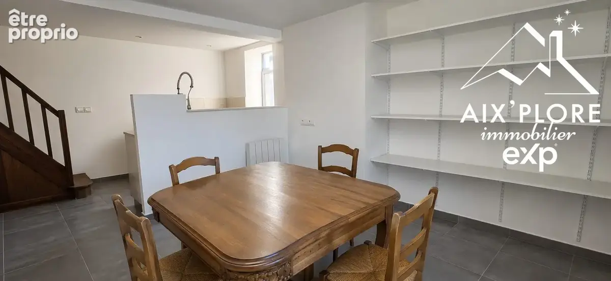 Maison 173 m² à Chavanoz  - photo 7