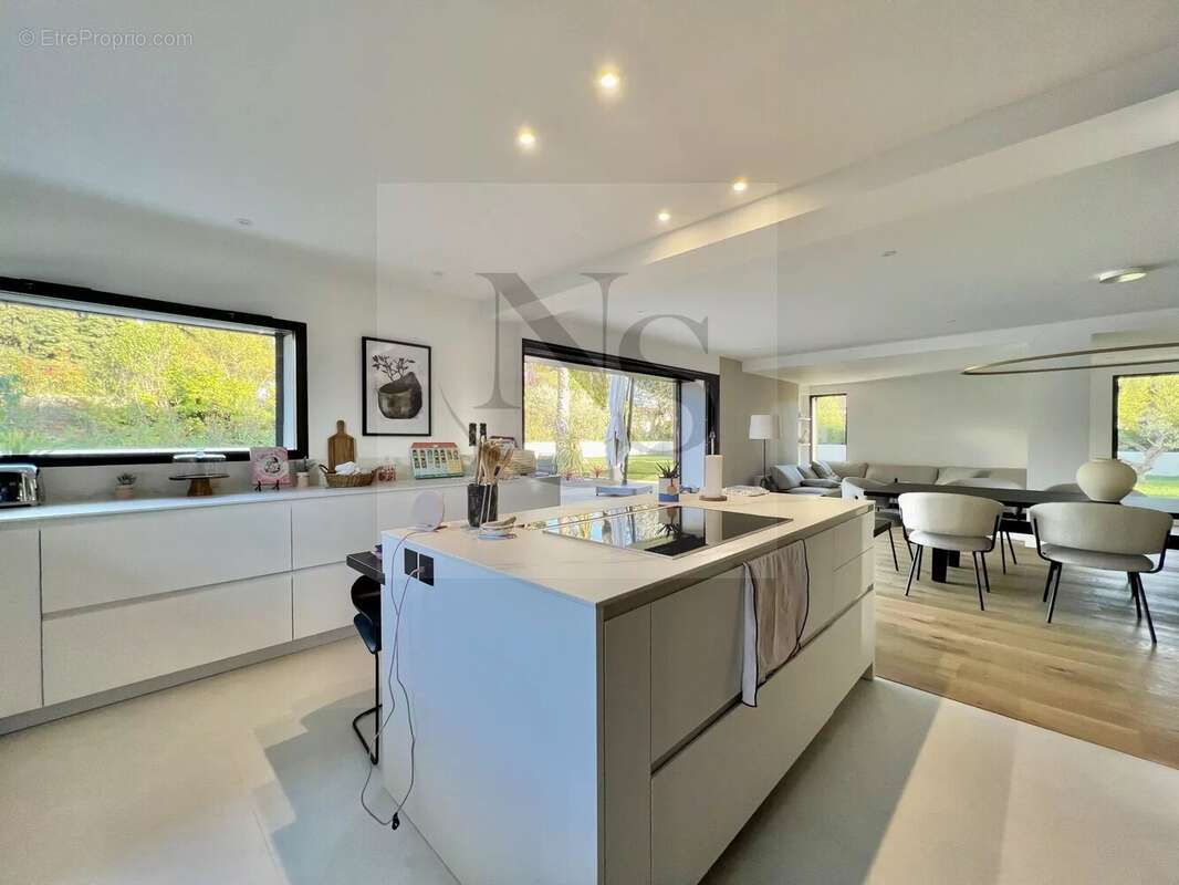 Maison à AIX-EN-PROVENCE