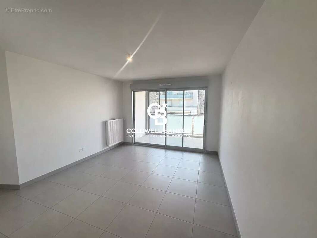 À vendre à Annemasse appartement T2 de 50 m² avec balcon et garage - photo 2