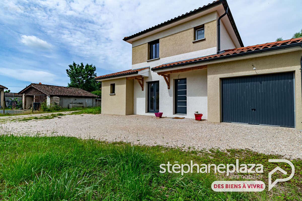 Maison de 2022, 102m² , 3 chambres et garage sur 623m² de terrain, hors lotissement - photo 8