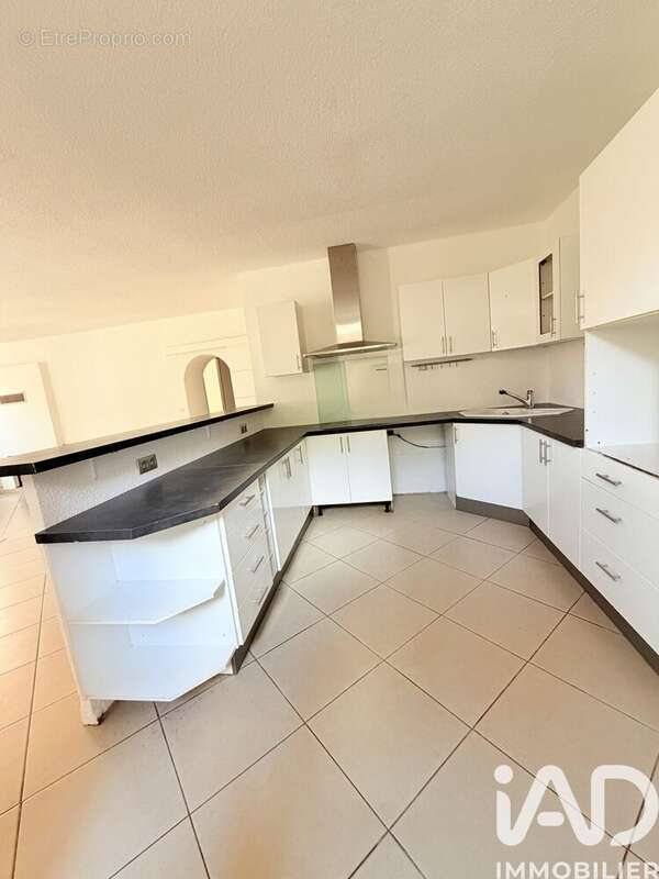 Appartement 104 m² à Saint-Sauveur-Sur-Tinee  - photo 7