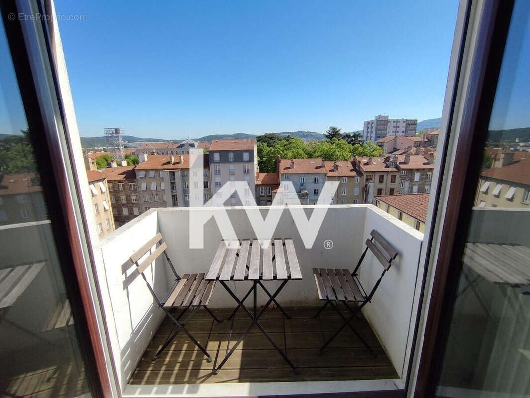 Appartement 49 m² à Saint-Etienne  - photo 6