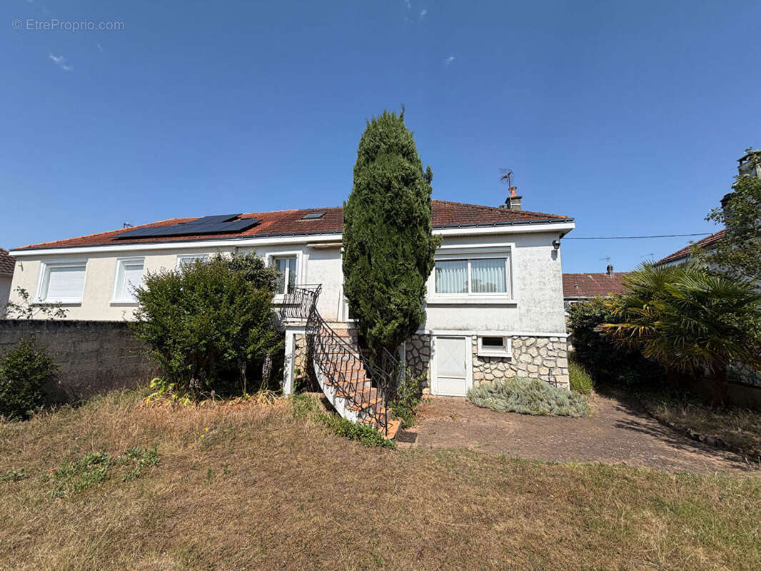Maison 79 m² à Chatellerault  - photo 2