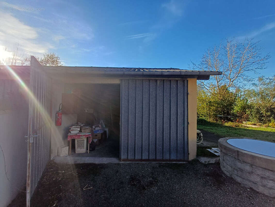 Maison à SAINT-ETIENNE-D'ORTHE