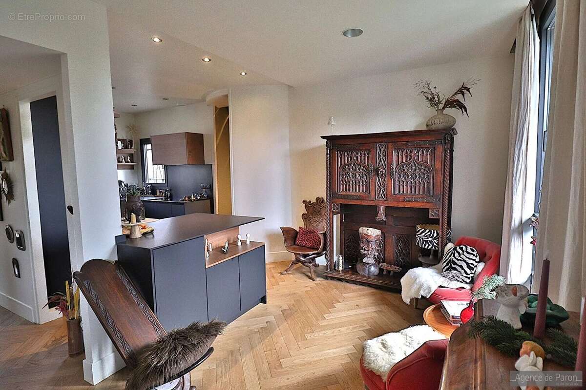 Maison à VERRIERES-LE-BUISSON