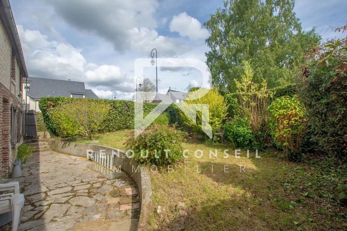 Maison à SAINT-MARTIN-DE-BOSCHERVILLE