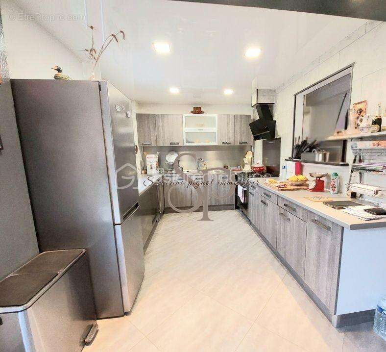 Maison à FONTAINE-LA-GAILLARDE