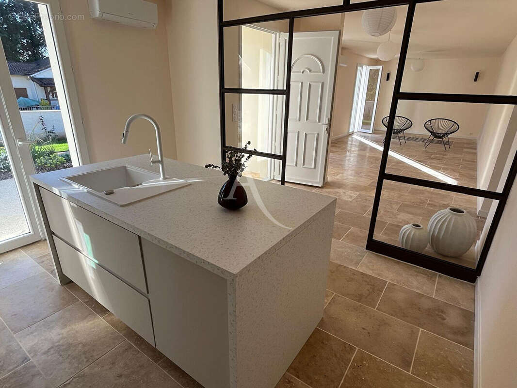 Maison Prayssac plain-pied 2 chambres - photo 9