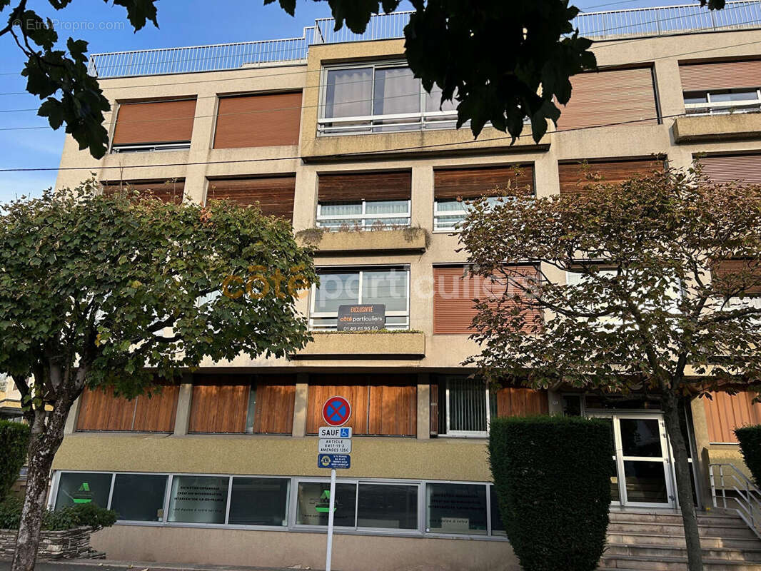 Appartement à VILLENEUVE-LE-ROI