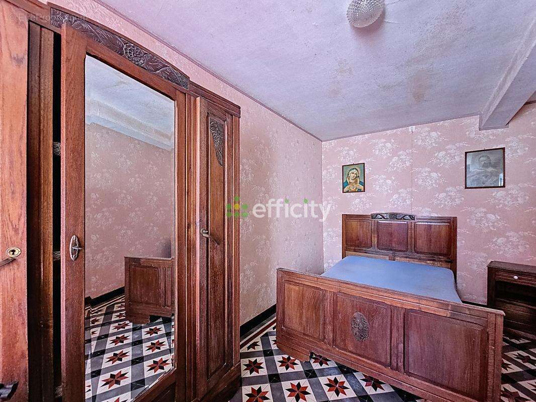 Maison à SAINT-JUSTIN