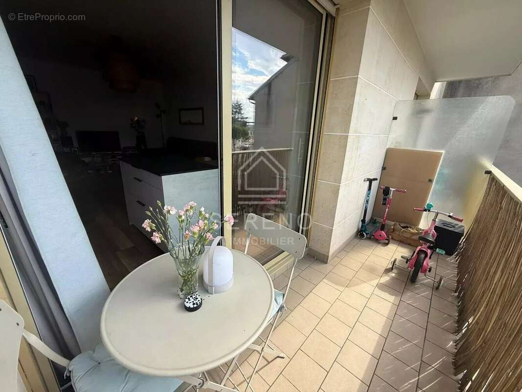 Appartement à FONTENAY-SOUS-BOIS